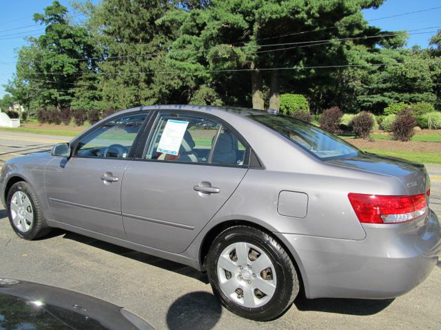 Hyundai Sonata 2008 photo 2