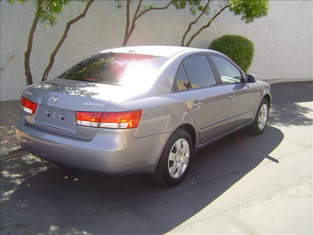 Hyundai Sonata 2008 photo 3