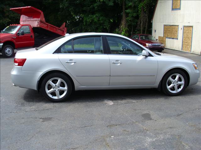 Hyundai Sonata 2008 photo 3