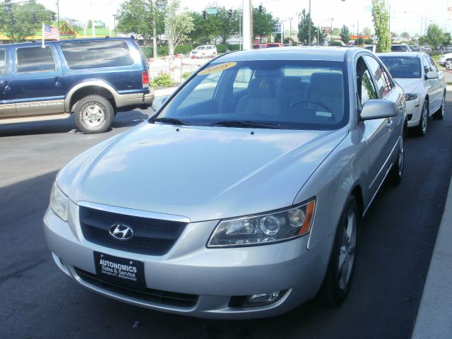 Hyundai Sonata 2008 photo 1