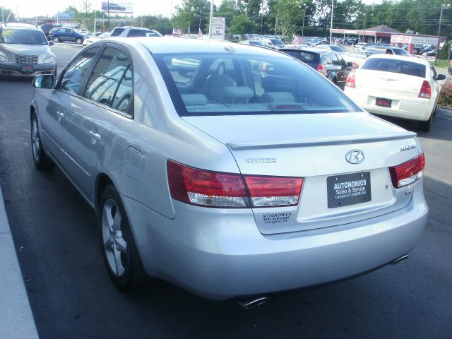 Hyundai Sonata 2008 photo 3