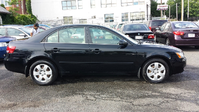 Hyundai Sonata 2008 photo 1