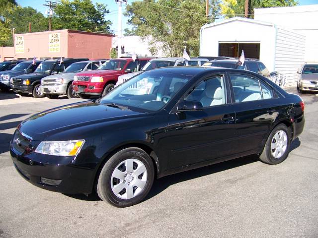 Hyundai Sonata FWD 4dr Sport Sedan