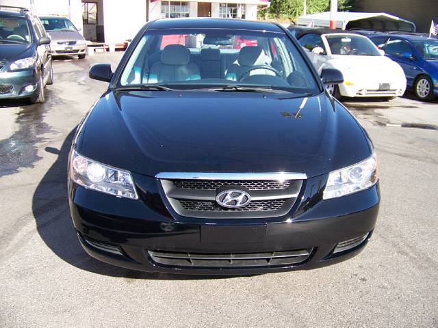 Hyundai Sonata 2008 photo 1