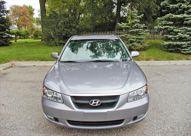 Hyundai Sonata 2008 photo 1