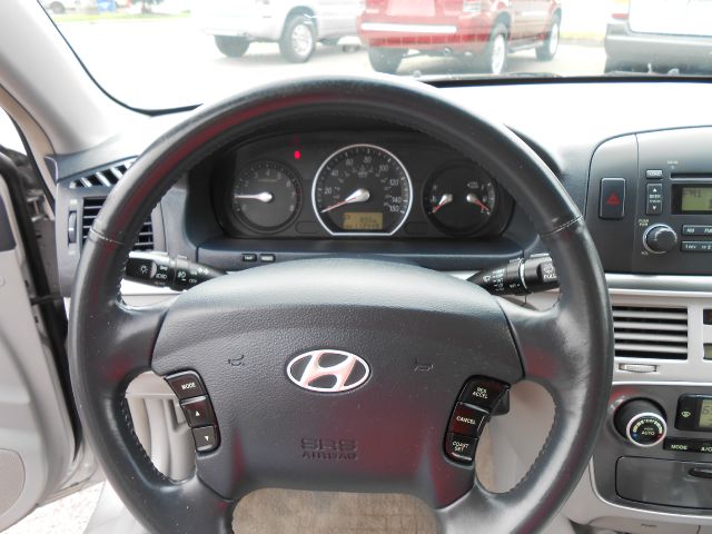 Hyundai Sonata 2008 photo 3