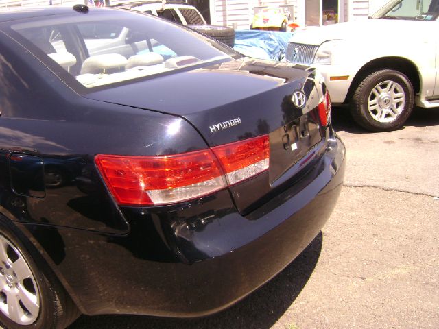 Hyundai Sonata 2008 photo 2