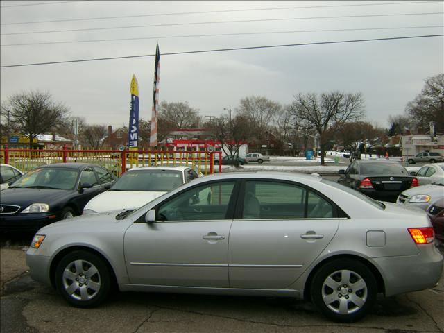 Hyundai Sonata 2008 photo 1