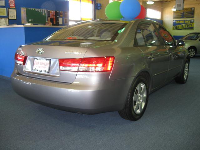 Hyundai Sonata 2008 photo 2