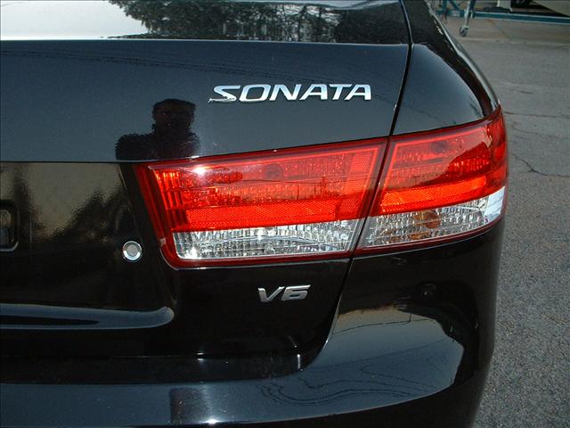 Hyundai Sonata 2008 photo 3