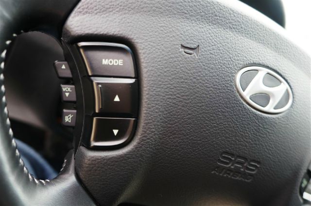 Hyundai Sonata 2008 photo 26