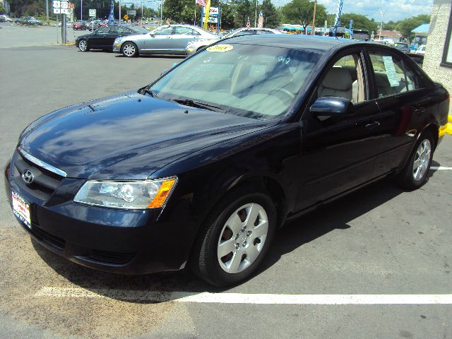 Hyundai Sonata FWD 4dr Sport Sedan