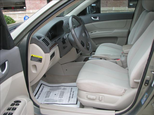 Hyundai Sonata 2008 photo 2