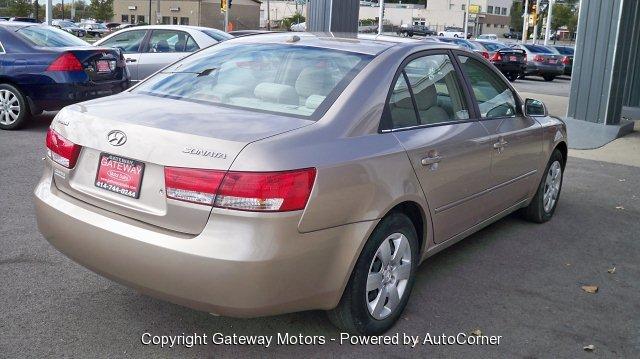 Hyundai Sonata FWD 4dr Sport Sedan