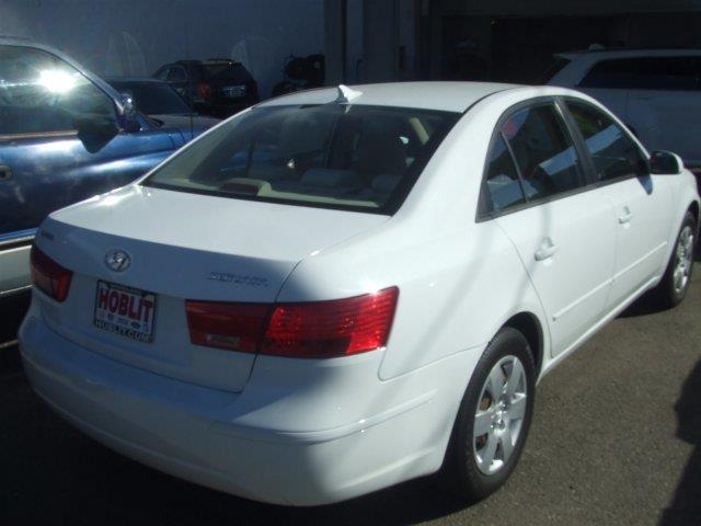 Hyundai Sonata 2009 photo 4