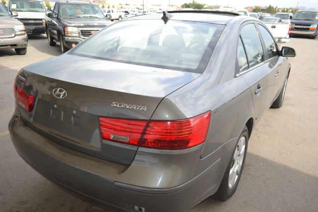 Hyundai Sonata 2009 photo 2