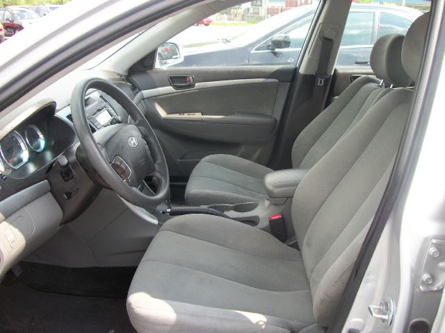 Hyundai Sonata 2009 photo 2