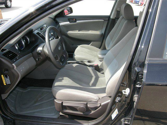 Hyundai Sonata 2009 photo 1