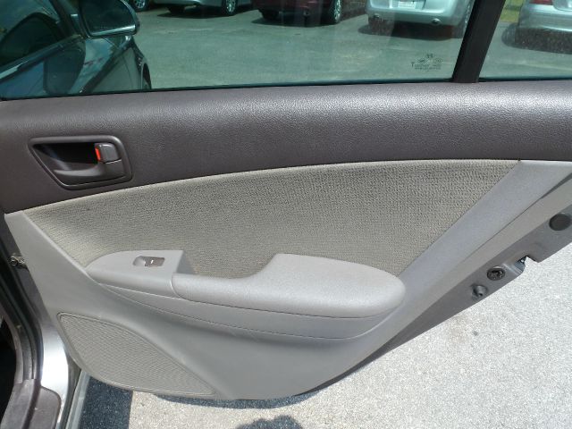 Hyundai Sonata 2009 photo 1