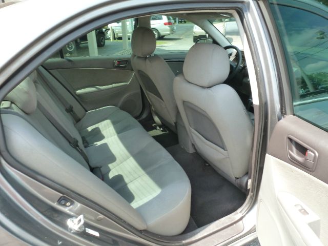 Hyundai Sonata 2009 photo 18