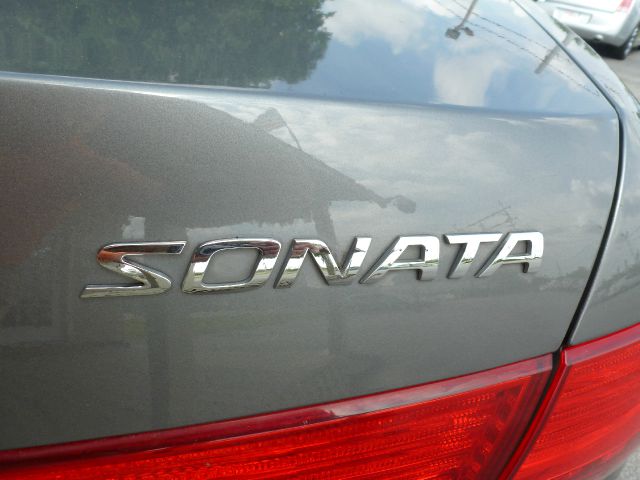 Hyundai Sonata 2009 photo 6