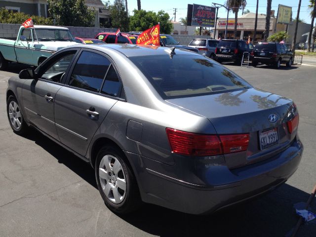 Hyundai Sonata 2009 photo 4