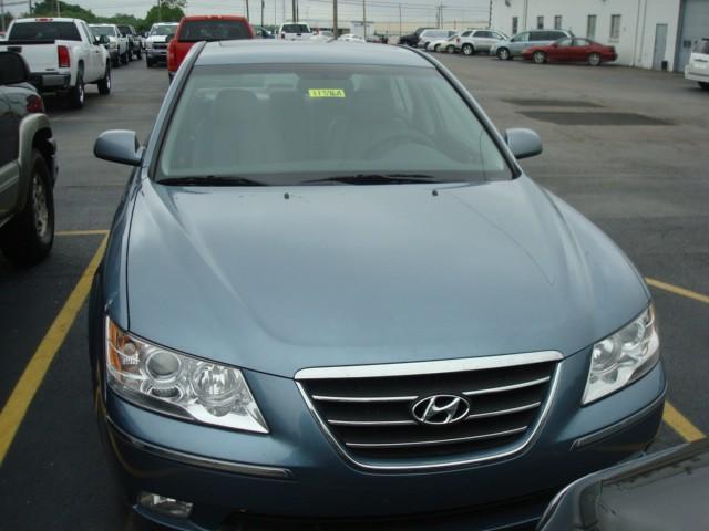 Hyundai Sonata 2009 photo 1