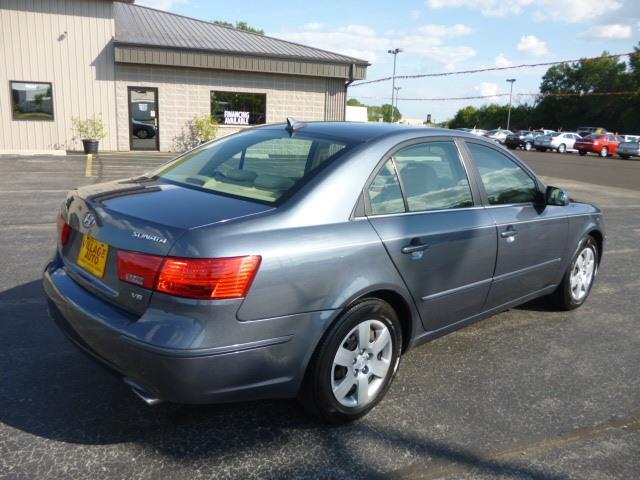 Hyundai Sonata 2009 photo 1