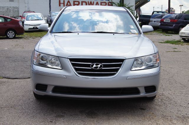 Hyundai Sonata 2009 photo 2