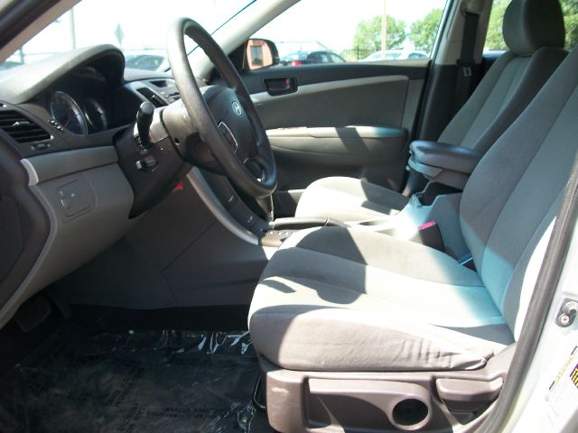 Hyundai Sonata 2009 photo 12