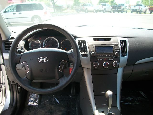 Hyundai Sonata 2009 photo 6