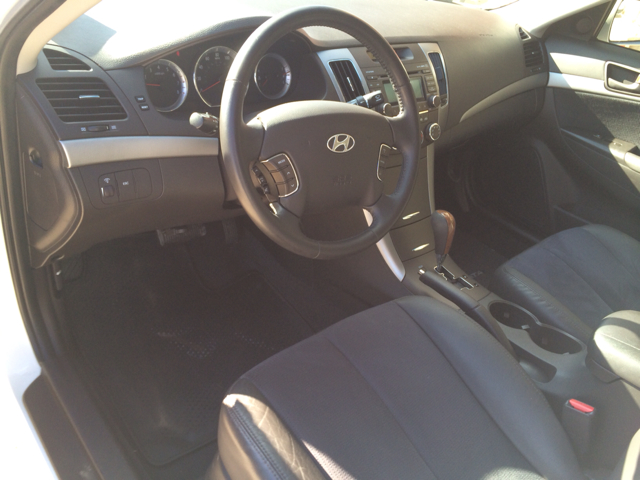 Hyundai Sonata 2009 photo 2