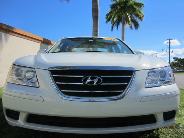 Hyundai Sonata 2009 photo 1