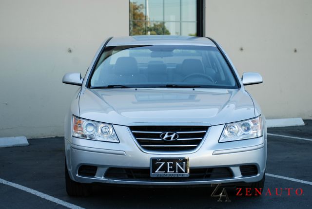 Hyundai Sonata 2009 photo 1