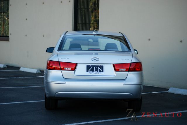 Hyundai Sonata 2009 photo 2