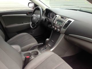 Hyundai Sonata 2010 photo 2