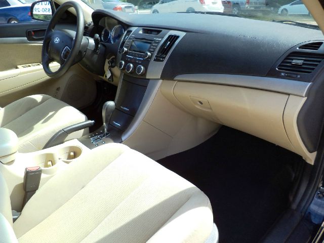 Hyundai Sonata 2010 photo 6