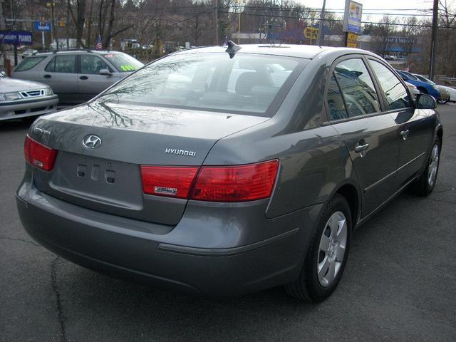 Hyundai Sonata 2010 photo 3