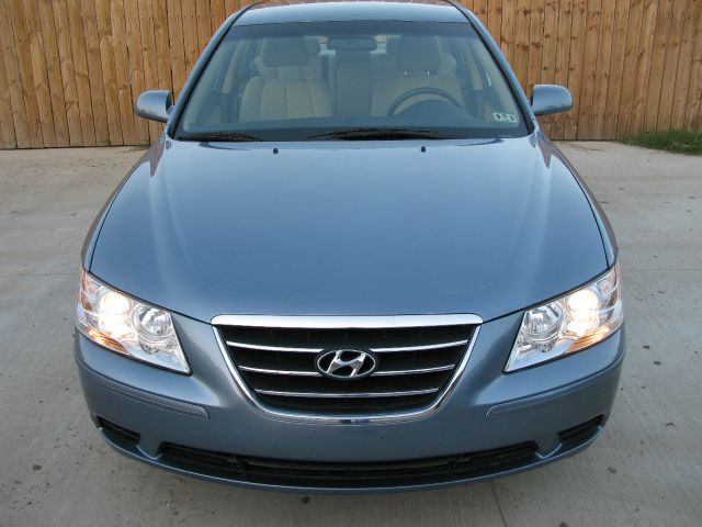 Hyundai Sonata 2010 photo 2