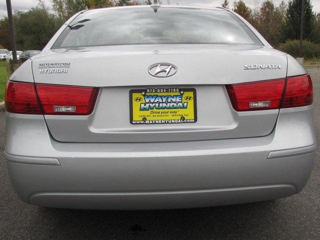 Hyundai Sonata 2010 photo 2