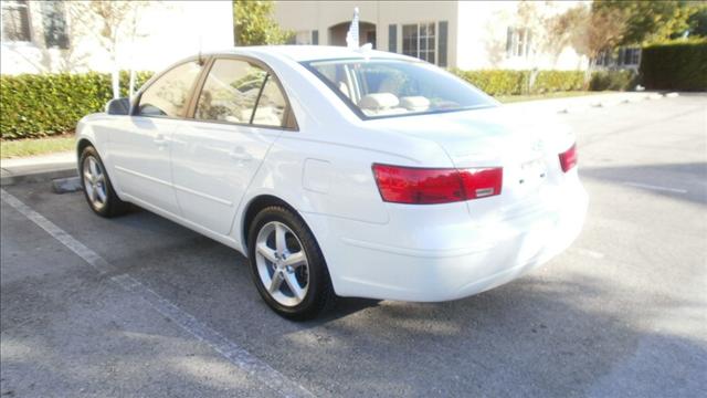 Hyundai Sonata 2010 photo 4