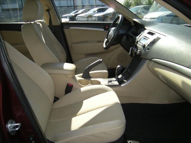 Hyundai Sonata 2010 photo 1