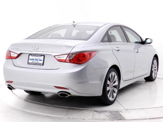 Hyundai Sonata 2011 photo 10