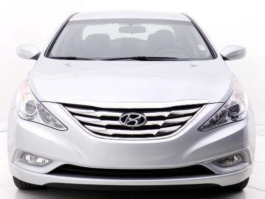 Hyundai Sonata 2011 photo 18