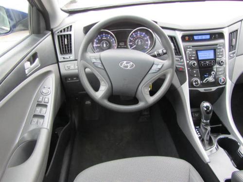 Hyundai Sonata 2011 photo 4