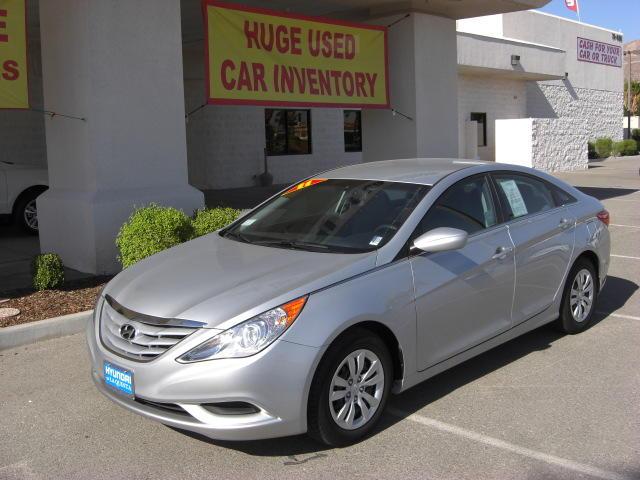 Hyundai Sonata 2011 photo 1