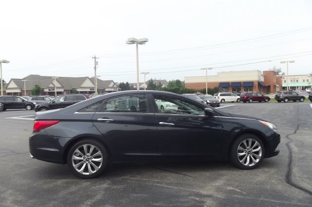 Hyundai Sonata 2011 photo 7