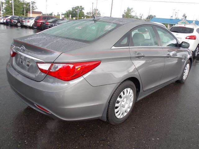 Hyundai Sonata 2011 photo 1