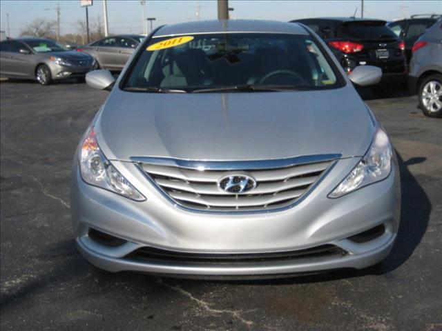 Hyundai Sonata 2011 photo 1