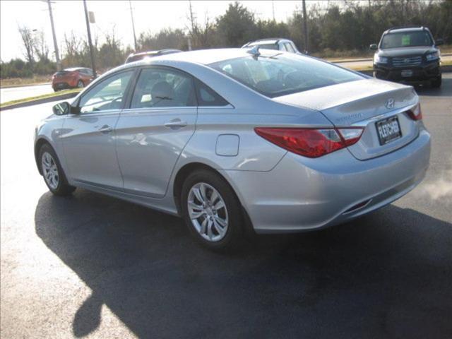 Hyundai Sonata 2011 photo 3